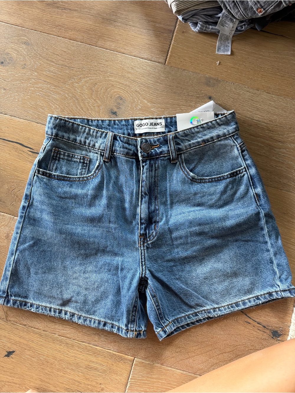 Gogo jeans perfect fit denim shorts